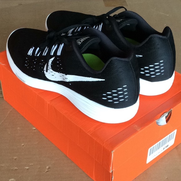 Nike Lunartempo Sneakers - Picture 4 of 6